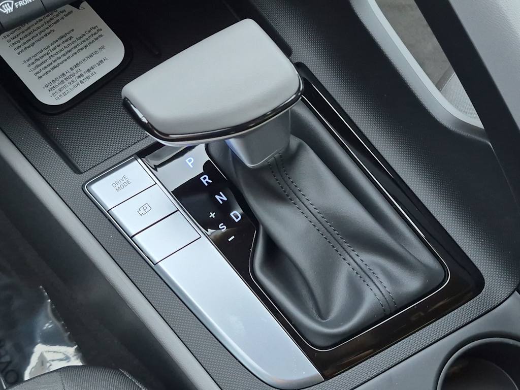 Thumbnail: 2026 Hyundai Elantra - 16