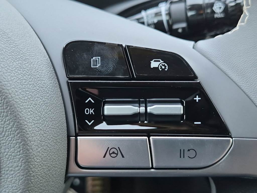 Thumbnail: 2026 Hyundai Elantra - 30