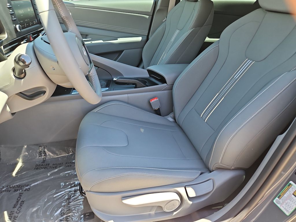 Thumbnail: 2026 Hyundai Elantra - 11