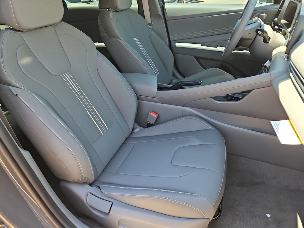 Thumbnail: 2026 Hyundai Elantra - 12