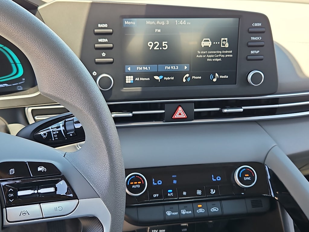 Thumbnail: 2025 Hyundai Elantra - 14