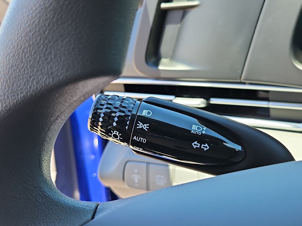 Thumbnail: 2025 Hyundai Elantra - 15