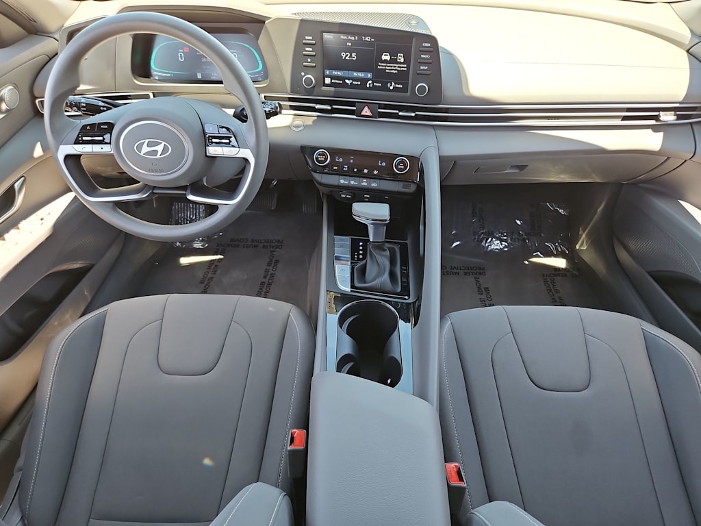 Thumbnail: 2025 Hyundai Elantra - 9