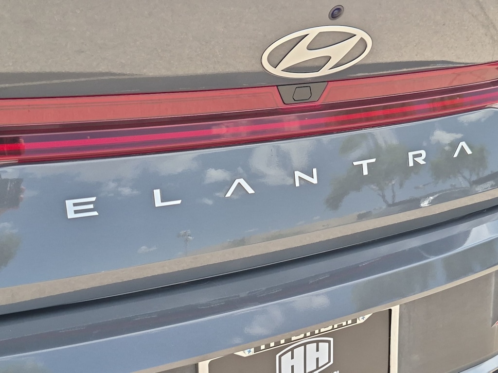 Thumbnail: 2025 Hyundai Elantra - 26