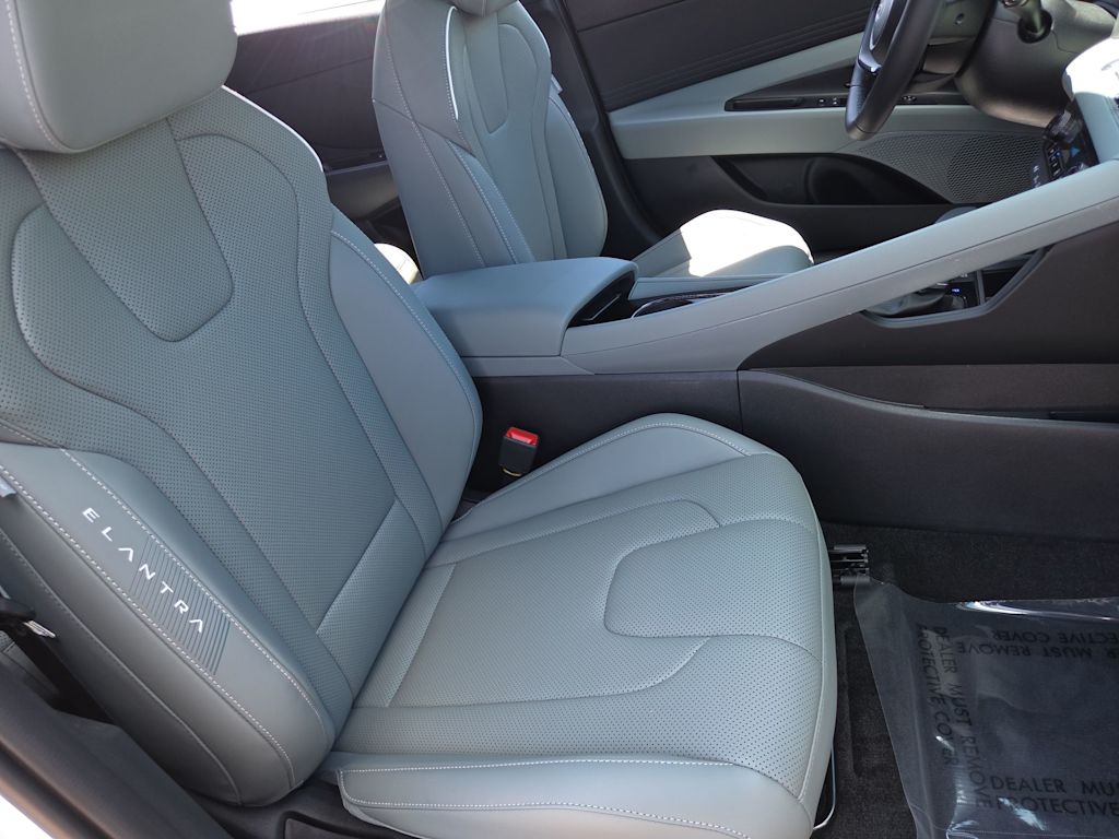 Thumbnail: 2025 Hyundai Elantra - 10