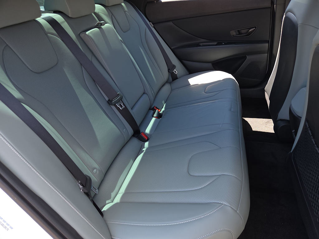 Thumbnail: 2025 Hyundai Elantra - 28