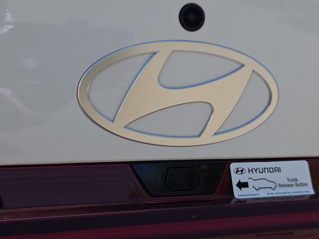 Thumbnail: 2025 Hyundai Elantra - 24