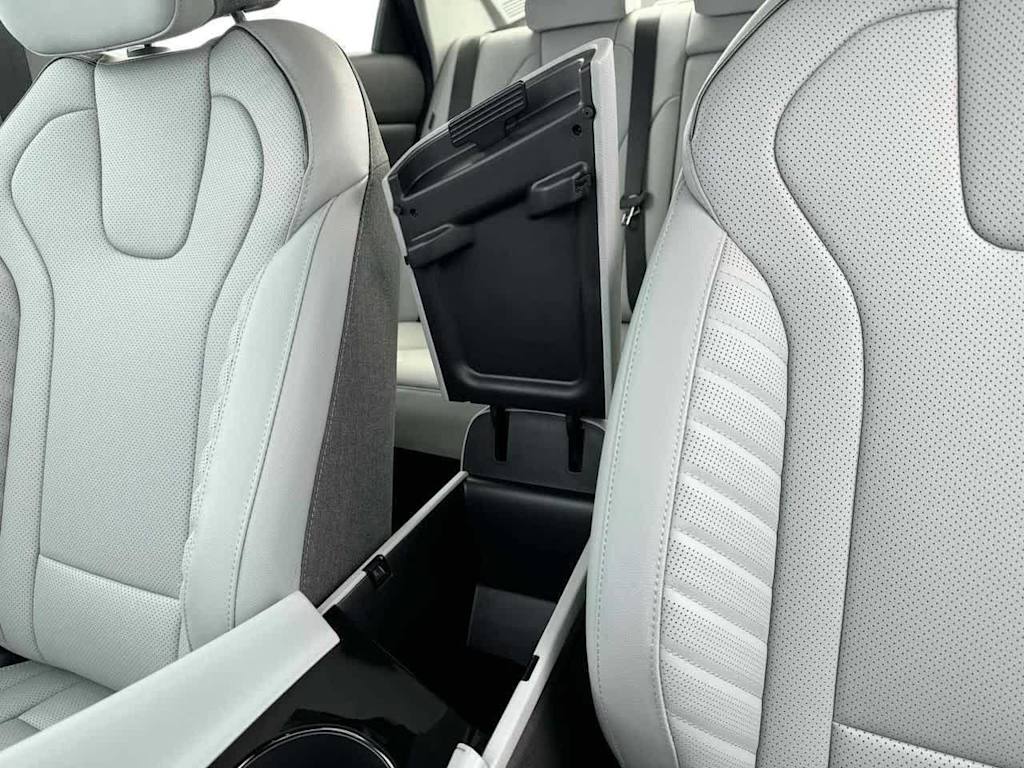 Thumbnail: 2025 Hyundai Elantra - 9