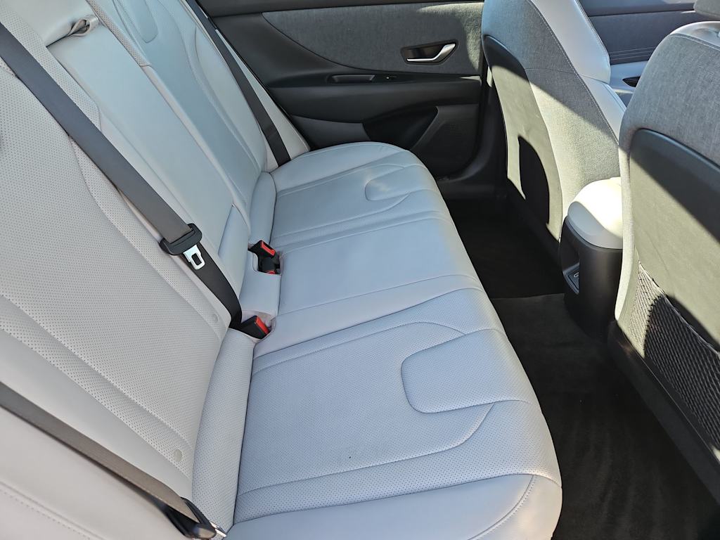 Thumbnail: 2024 Hyundai Elantra - 25