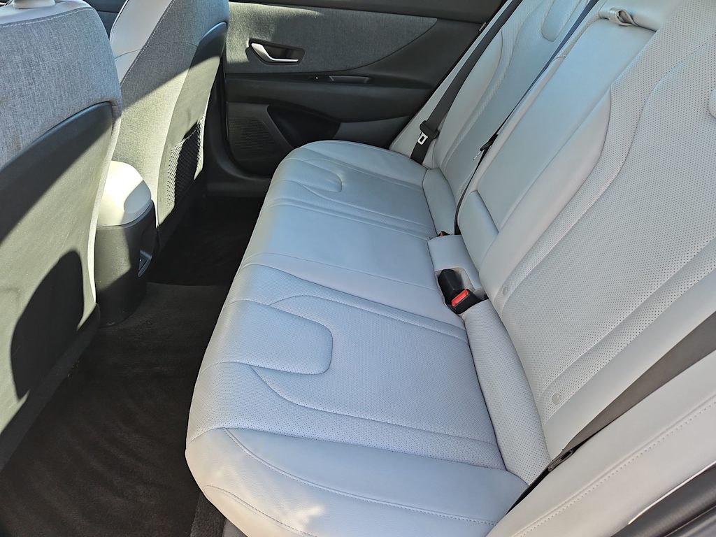 Thumbnail: 2024 Hyundai Elantra - 24