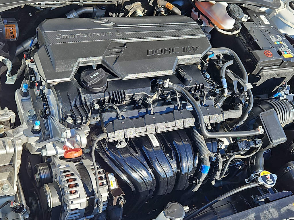 Thumbnail: 2024 Hyundai Elantra - 8