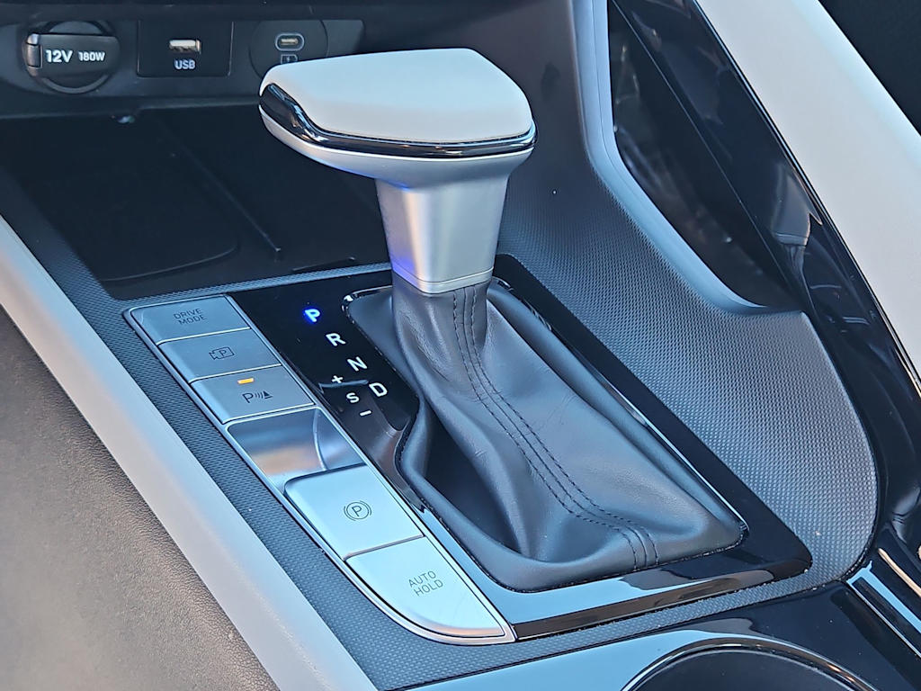 Thumbnail: 2024 Hyundai Elantra - 15