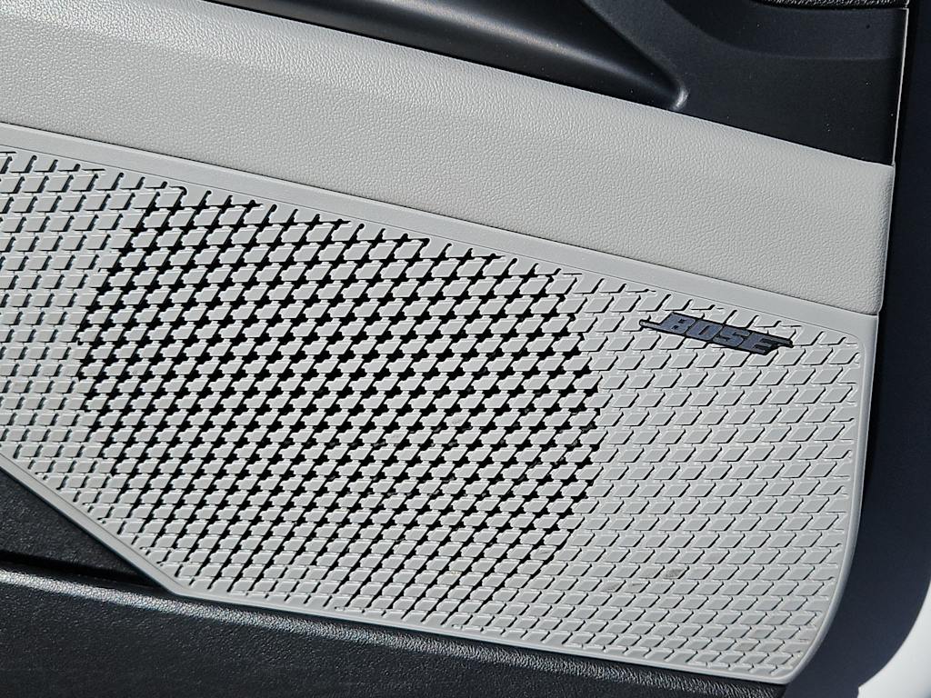 Thumbnail: 2024 Hyundai Elantra - 32