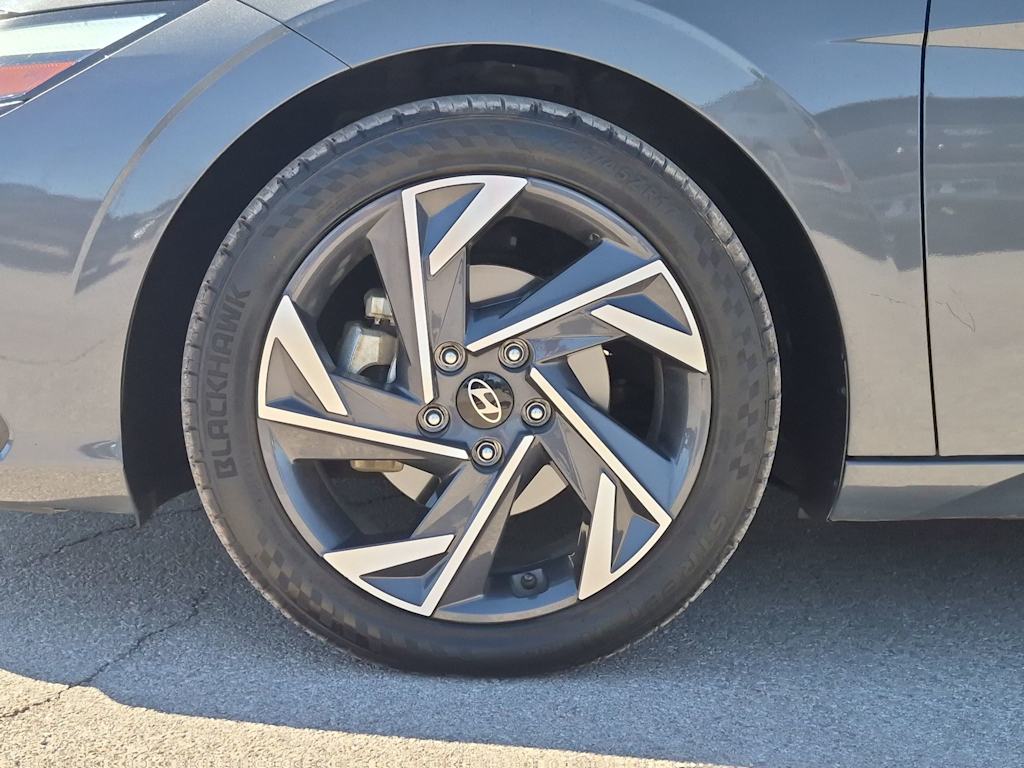 Thumbnail: 2024 Hyundai Elantra - 8