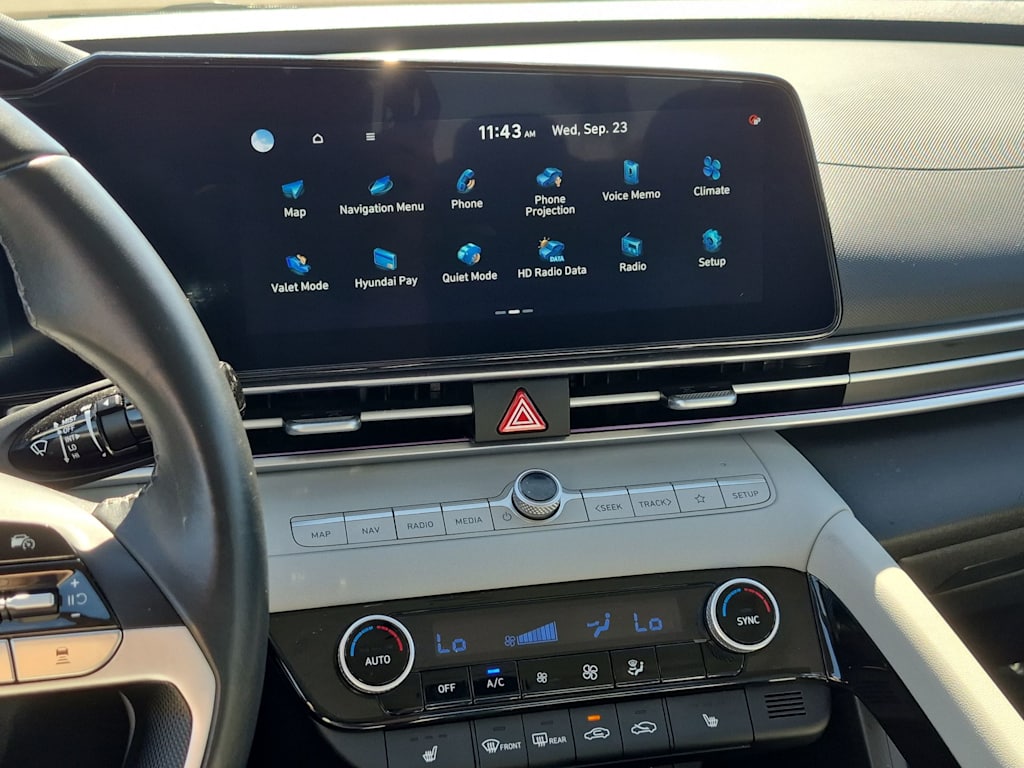 Thumbnail: 2024 Hyundai Elantra - 15