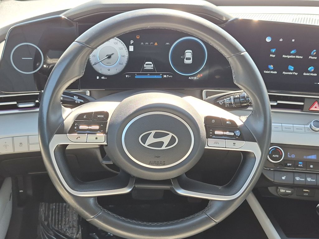 Thumbnail: 2024 Hyundai Elantra - 14