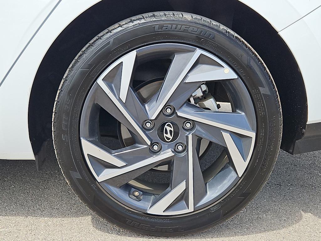 Thumbnail: 2024 Hyundai Elantra - 7