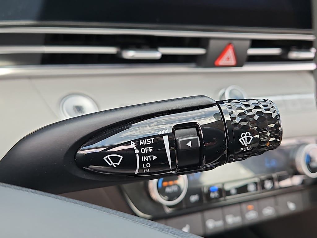 Thumbnail: 2024 Hyundai Elantra - 30