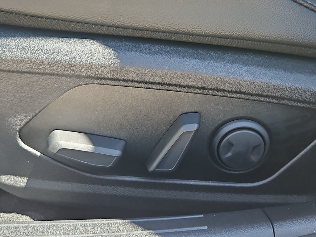 Thumbnail: 2024 Hyundai Elantra - 24