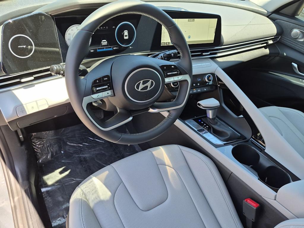 Thumbnail: 2026 Hyundai Elantra - 2