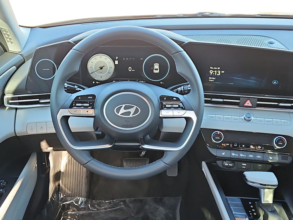 2025 Hyundai Elantra Limited Edition 13