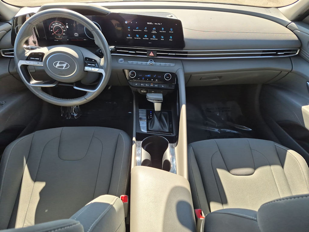 Thumbnail: 2025 Hyundai Elantra - 9