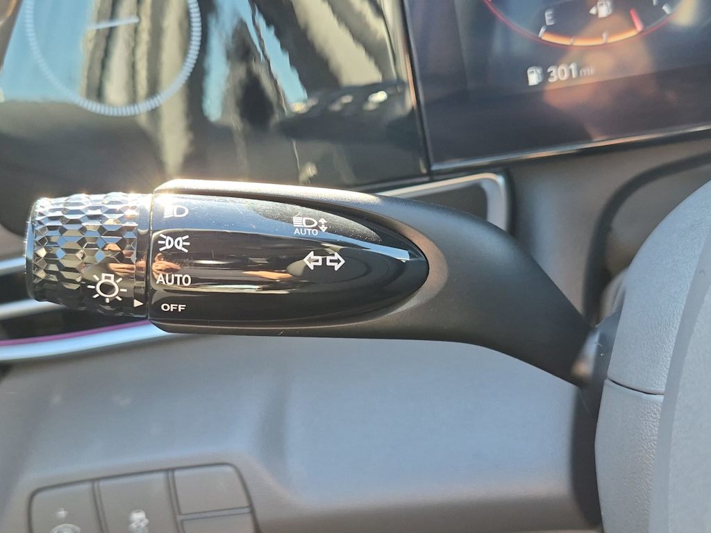 Thumbnail: 2025 Hyundai Elantra - 6