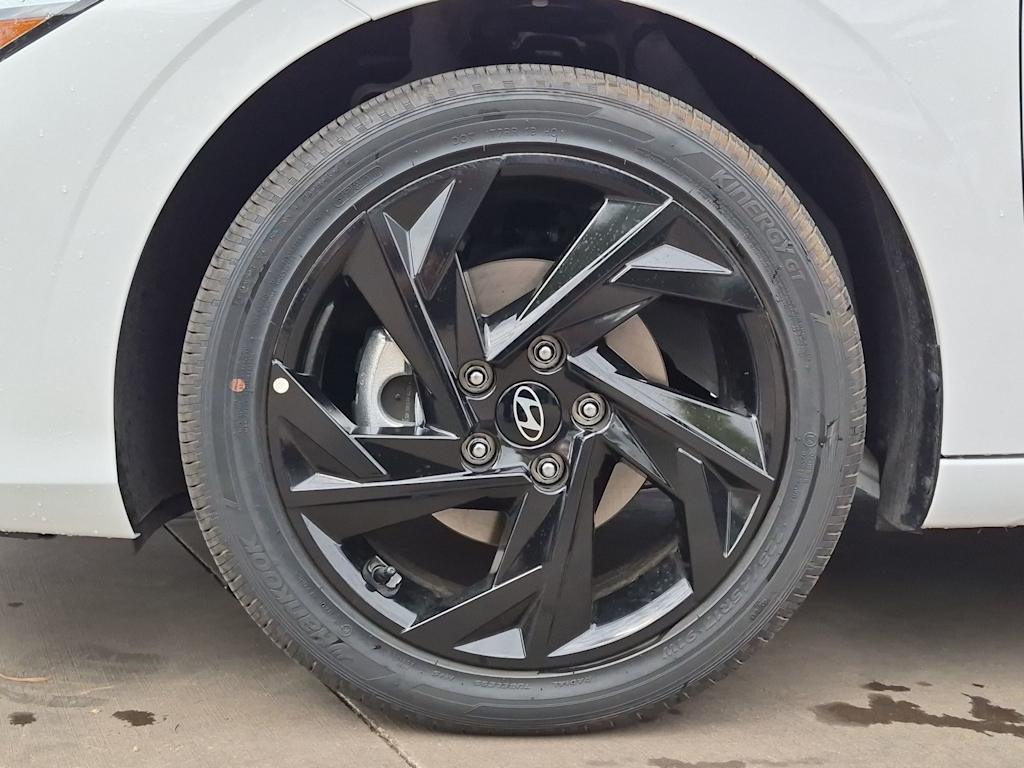 Thumbnail: 2026 Hyundai Elantra - 8