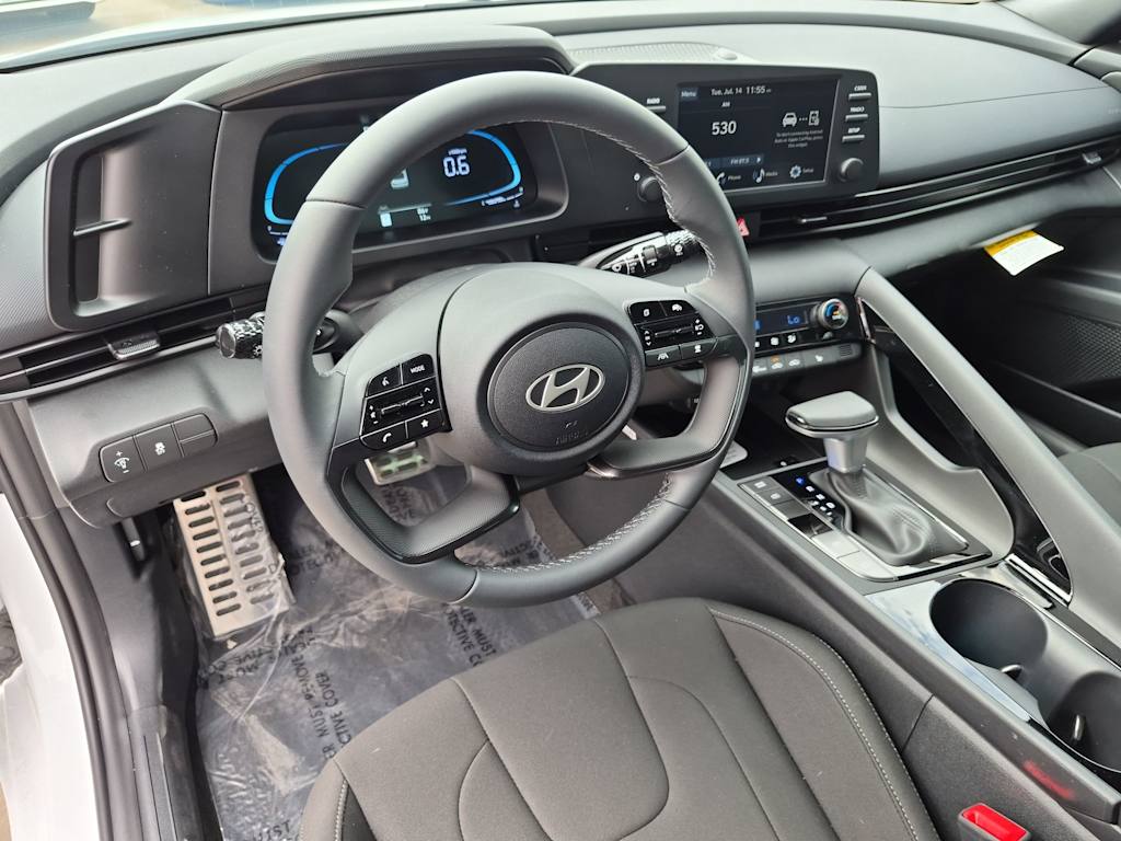 Thumbnail: 2026 Hyundai Elantra - 2
