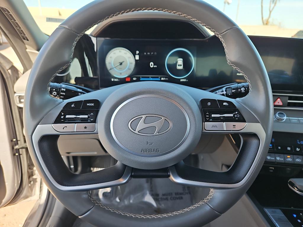 Thumbnail: 2025 Hyundai Elantra - 13