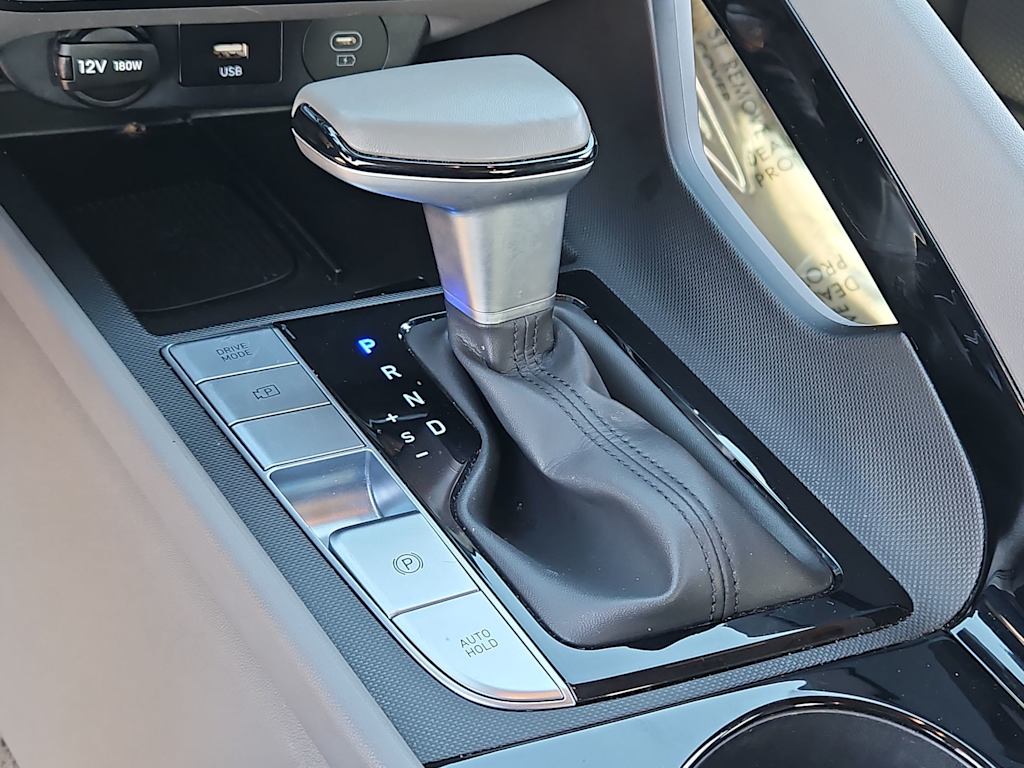 Thumbnail: 2025 Hyundai Elantra - 15