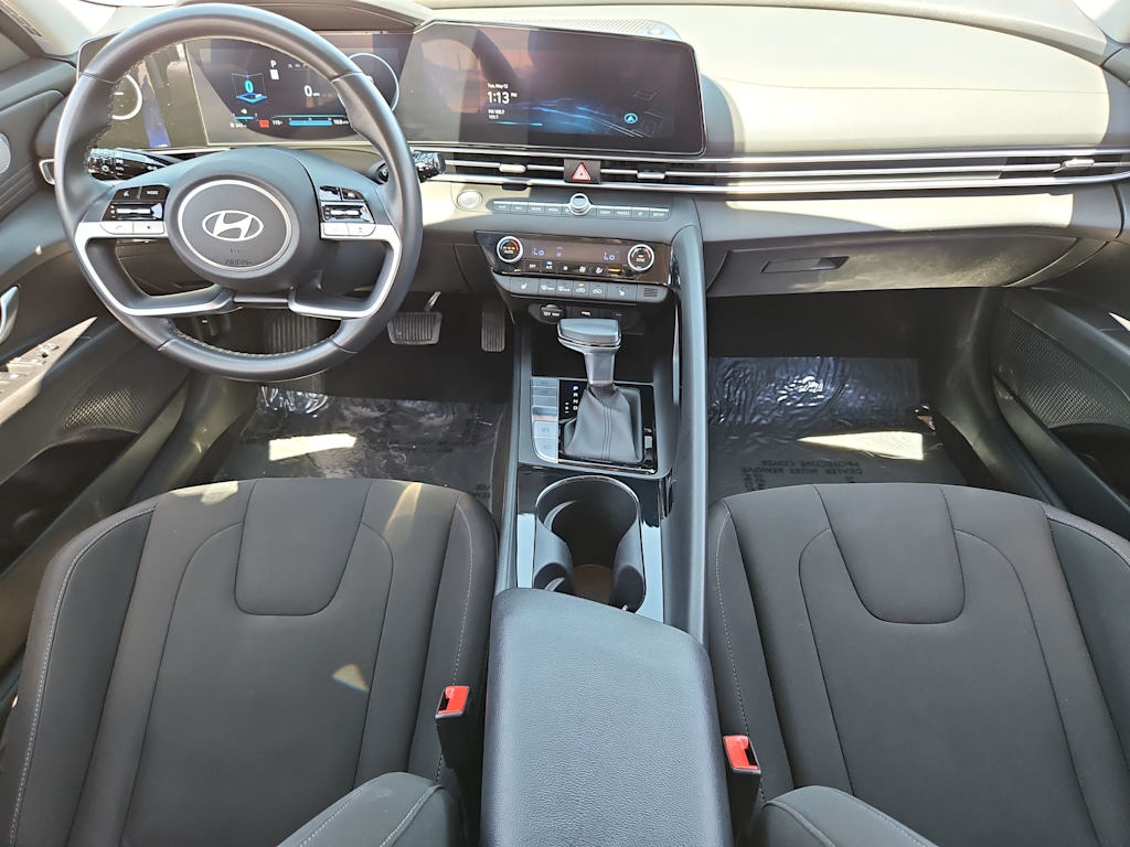 Thumbnail: 2025 Hyundai Elantra - 10