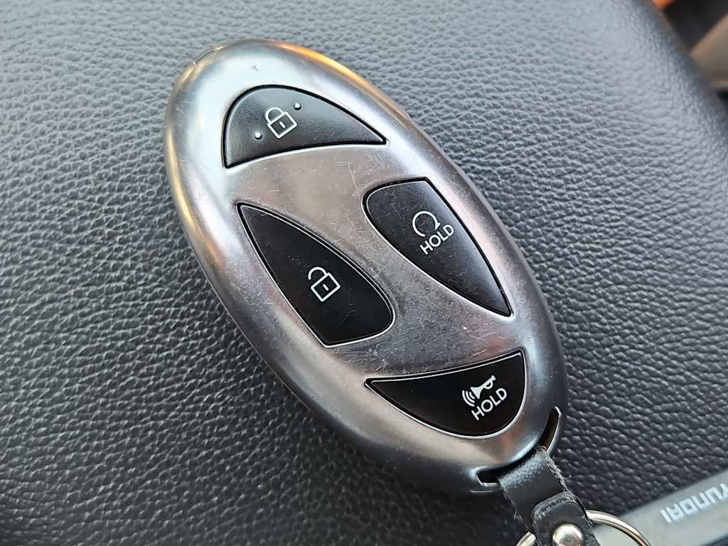 Thumbnail: 2025 Hyundai Elantra - 18
