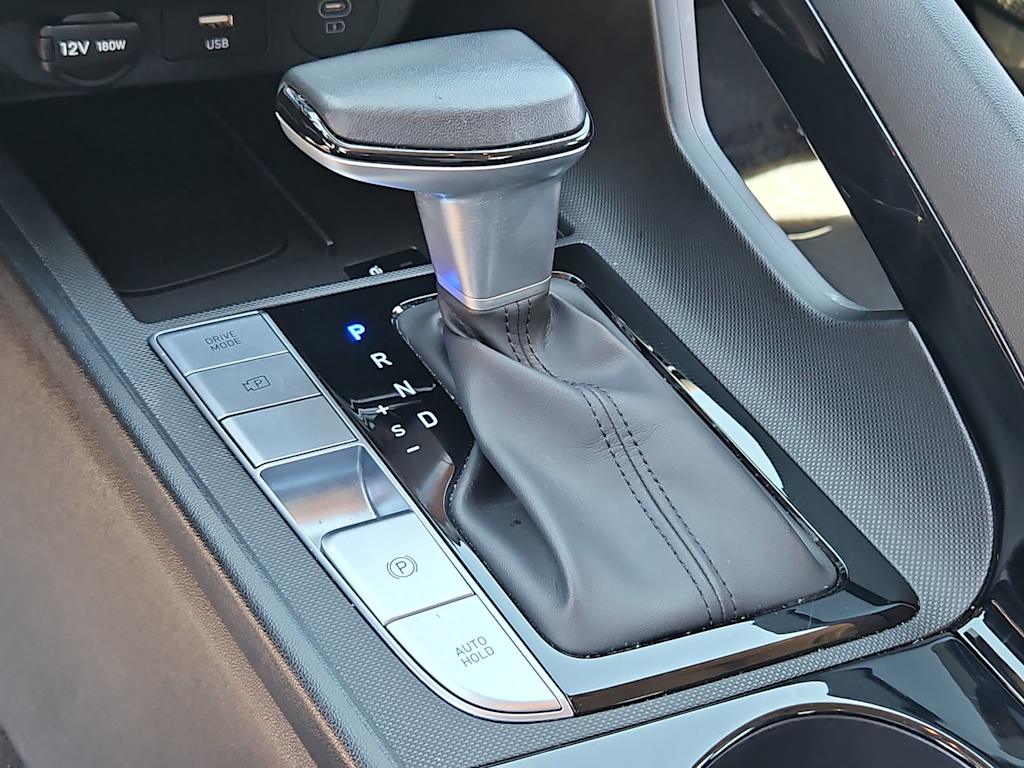 Thumbnail: 2025 Hyundai Elantra - 34