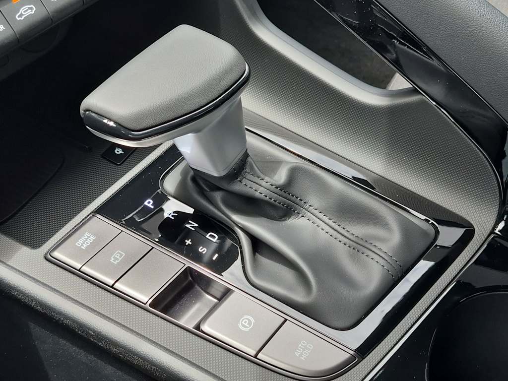 Thumbnail: 2026 Hyundai Elantra - 16