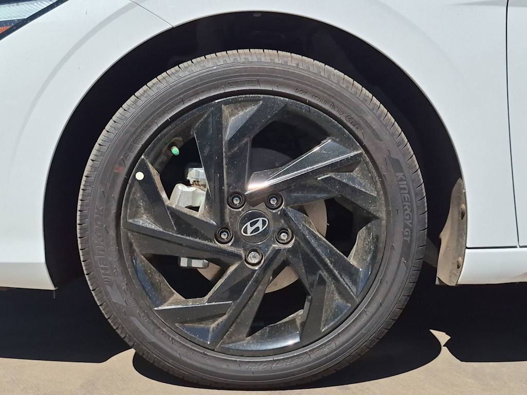Thumbnail: 2026 Hyundai Elantra - 8