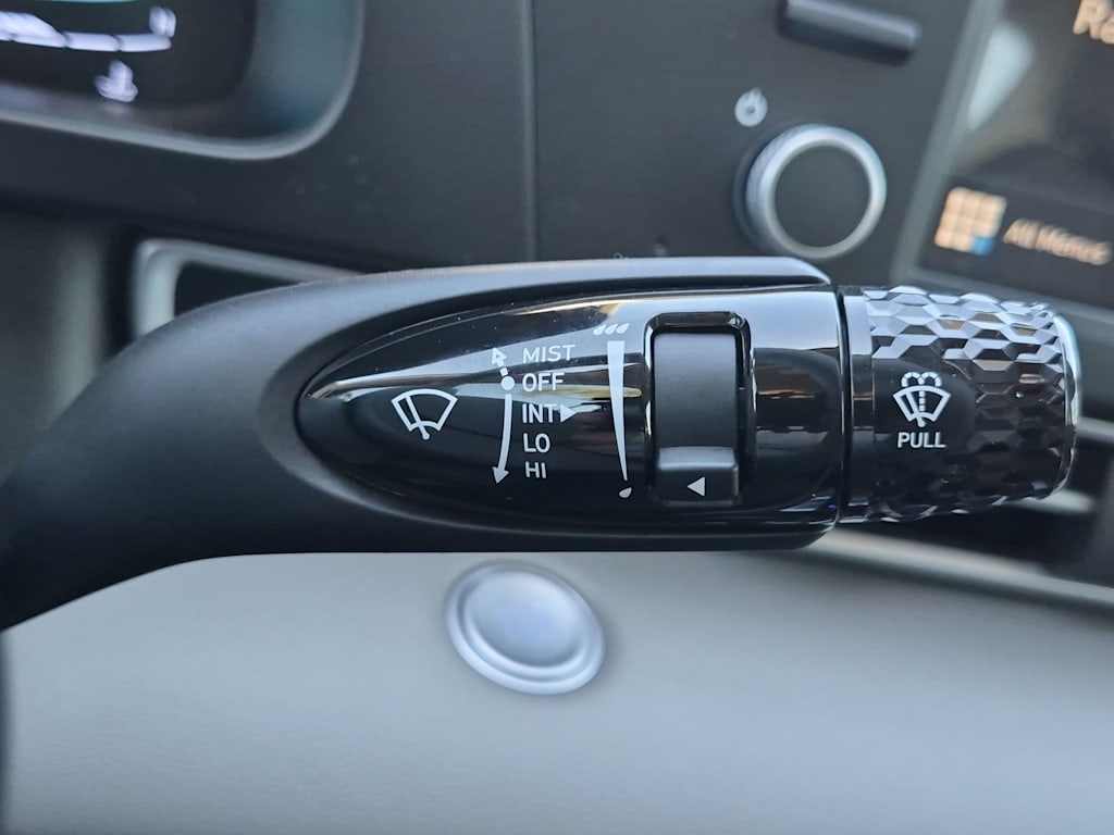 Thumbnail: 2026 Hyundai Elantra - 18