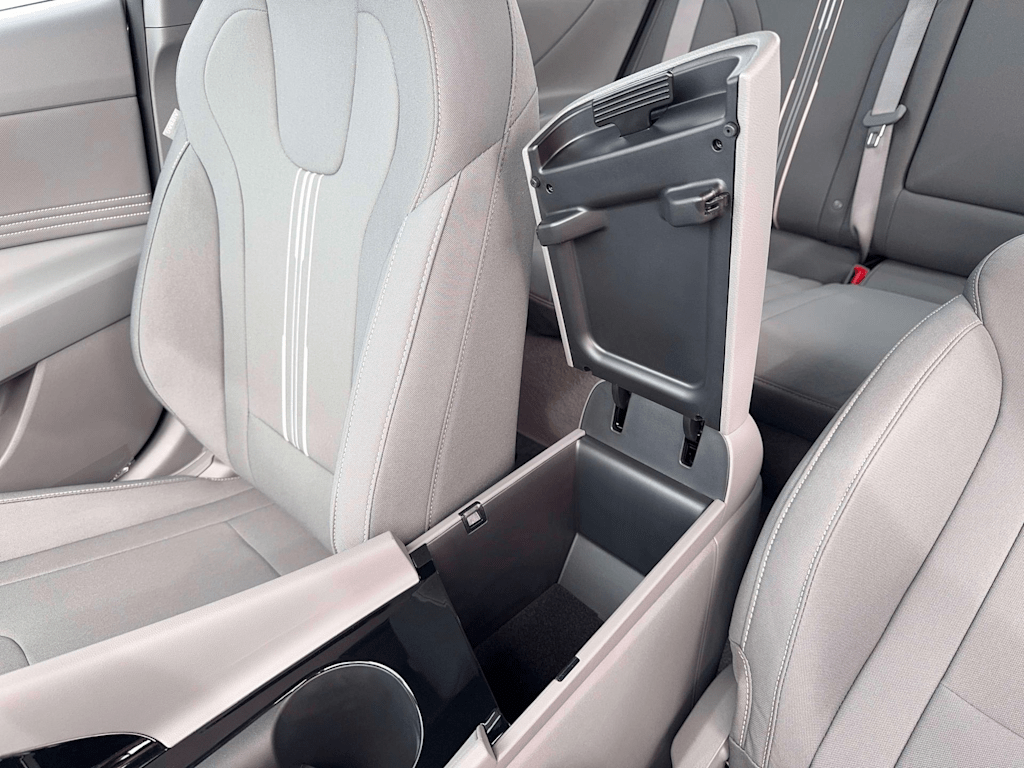 Thumbnail: 2026 Hyundai Elantra - 19