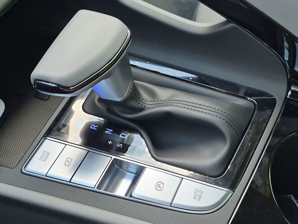 Thumbnail: 2026 Hyundai Elantra - 16