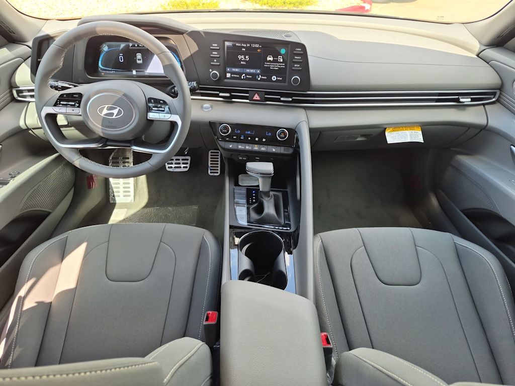 Thumbnail: 2026 Hyundai Elantra - 10