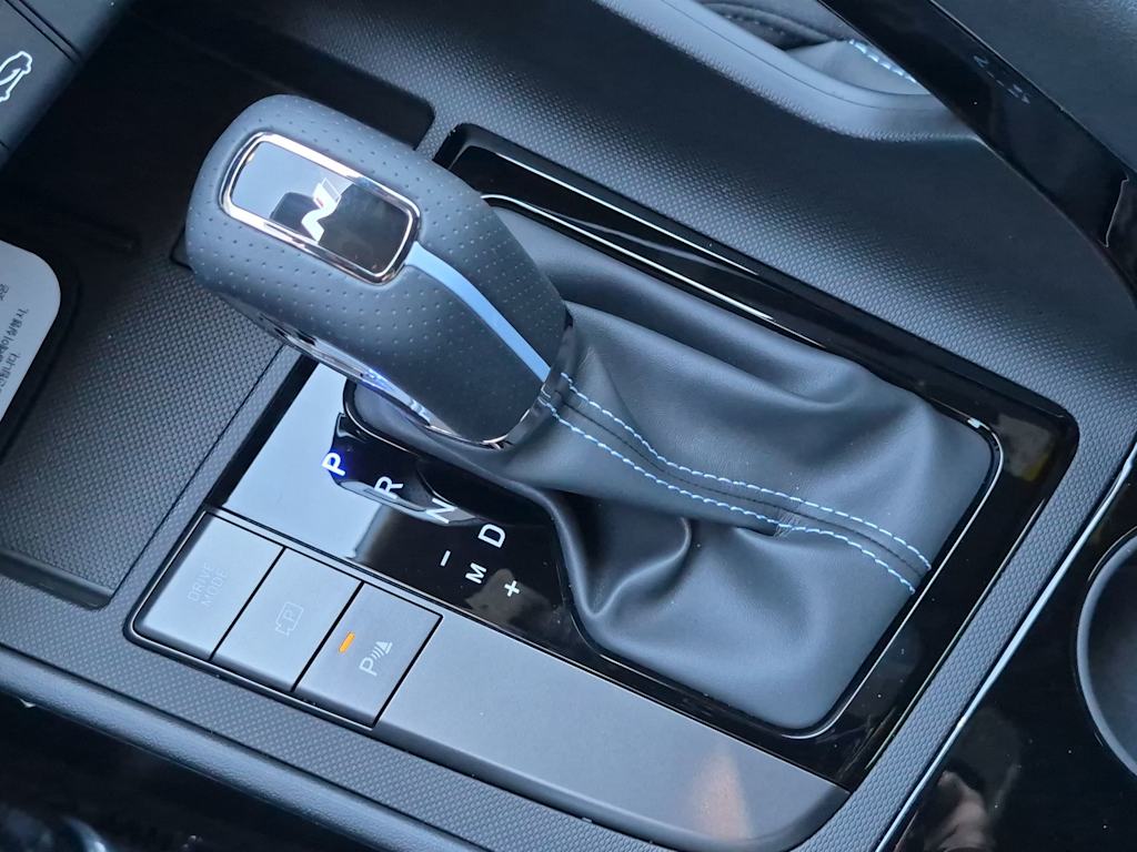 Thumbnail: 2026 Hyundai Elantra - 32
