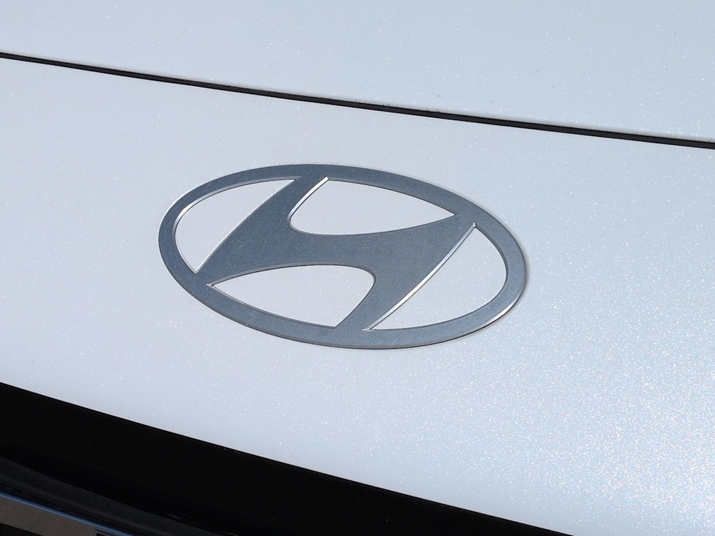Thumbnail: 2024 Hyundai Ioniq 6 - 25