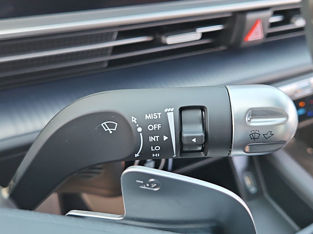 Thumbnail: 2024 Hyundai Ioniq 6 - 25