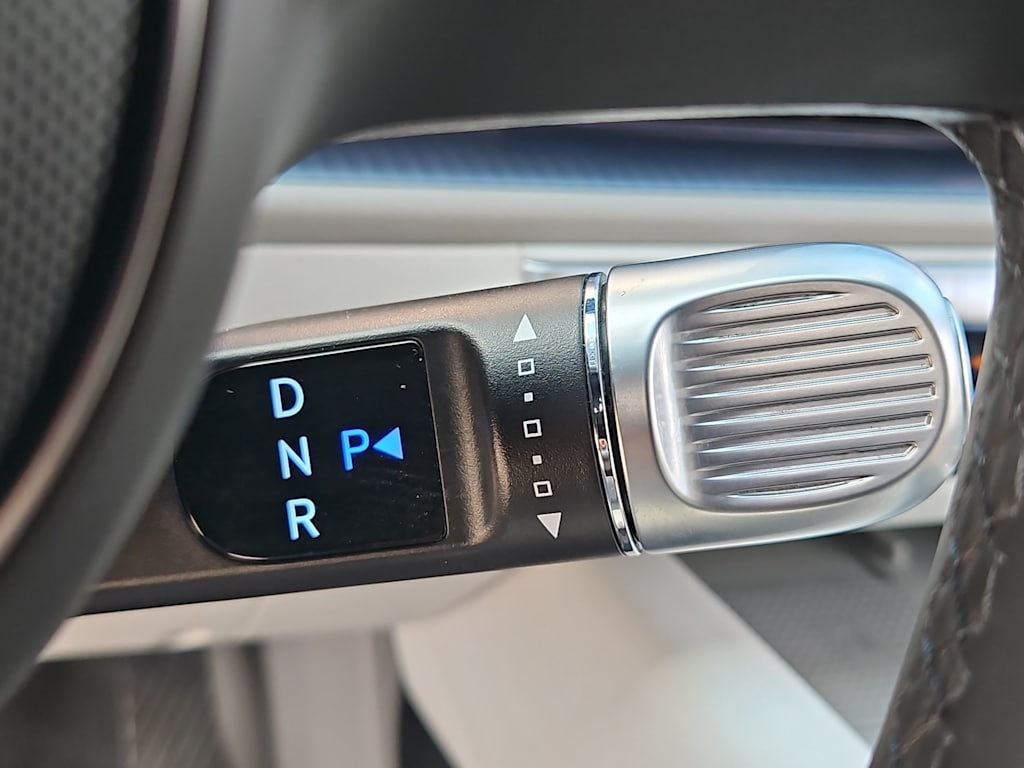 Thumbnail: 2023 Hyundai Ioniq 6 - 34