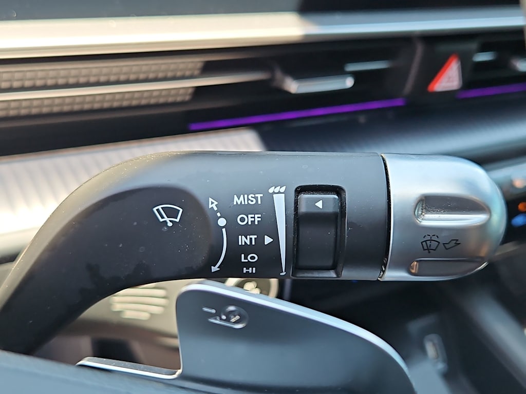 Thumbnail: 2023 Hyundai Ioniq 6 - 30