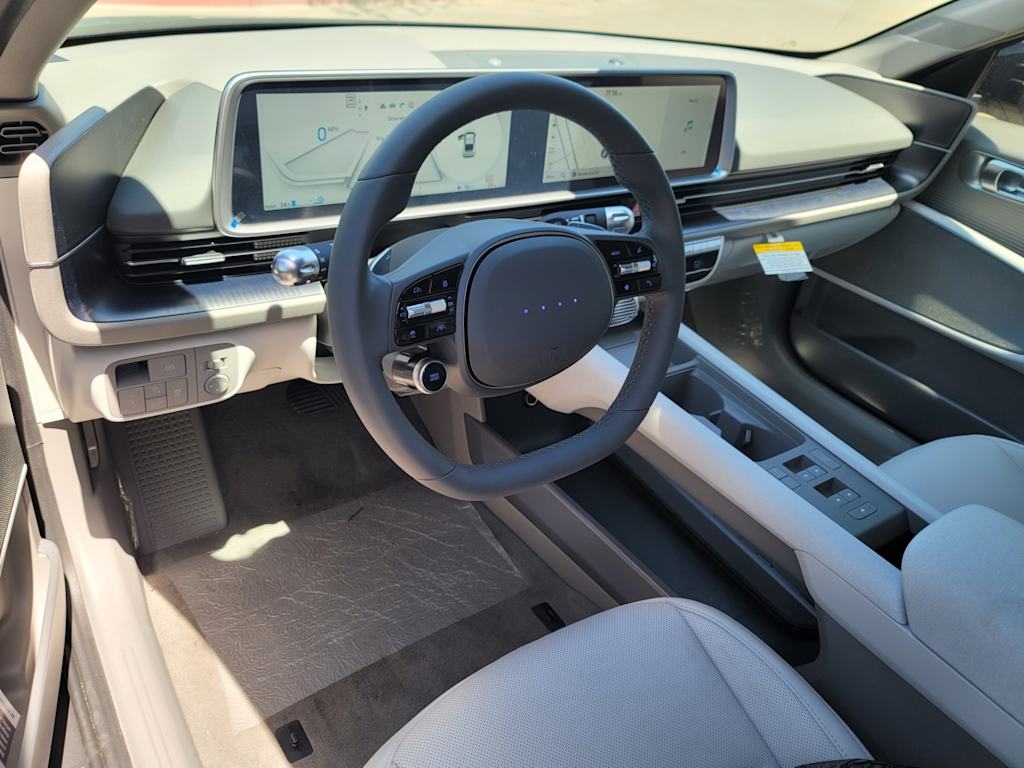 Thumbnail: 2023 Hyundai Ioniq 6 - 2