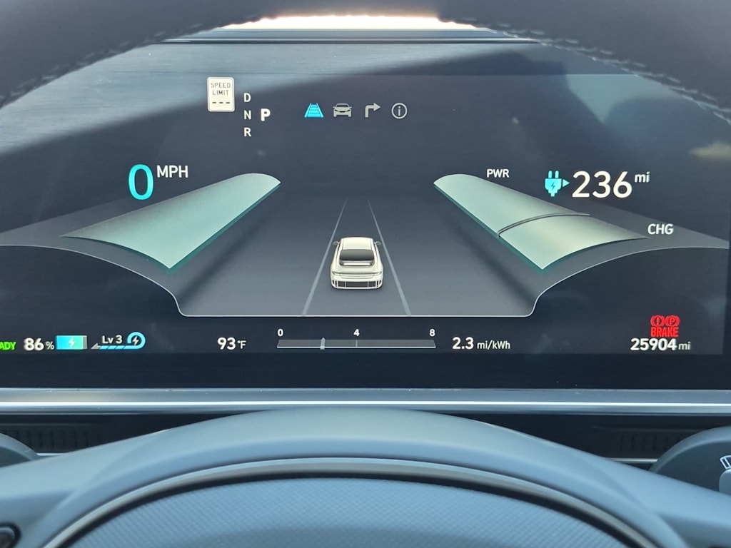 Thumbnail: 2023 Hyundai Ioniq 6 - 33