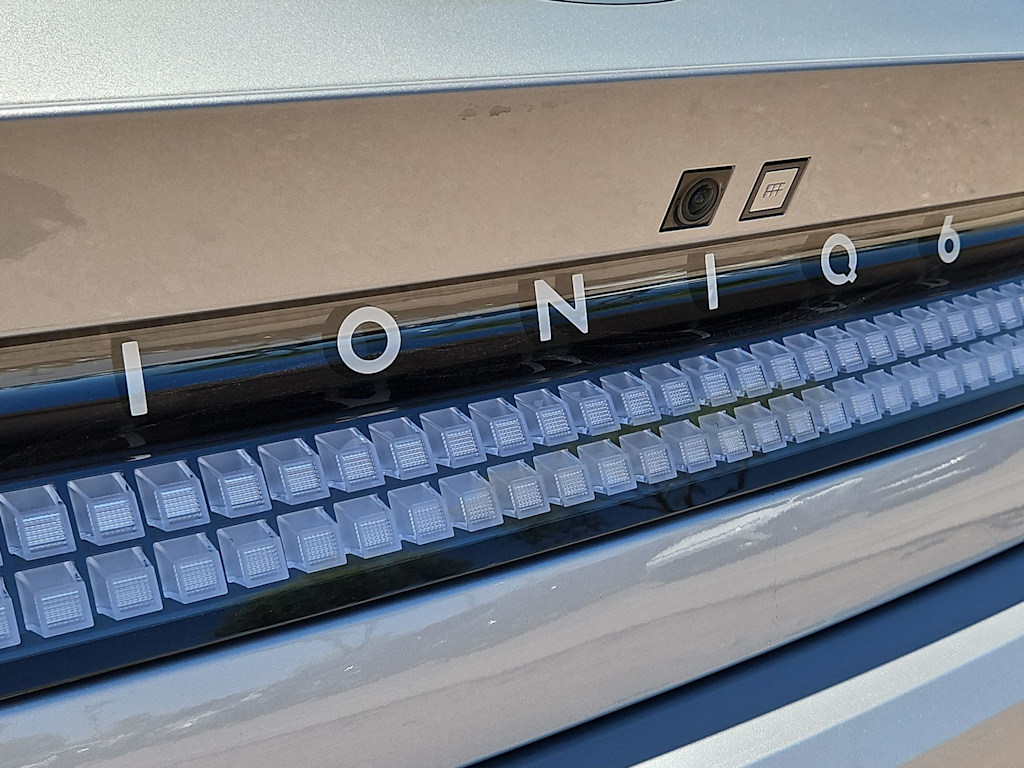Thumbnail: 2024 Hyundai Ioniq 6 - 24