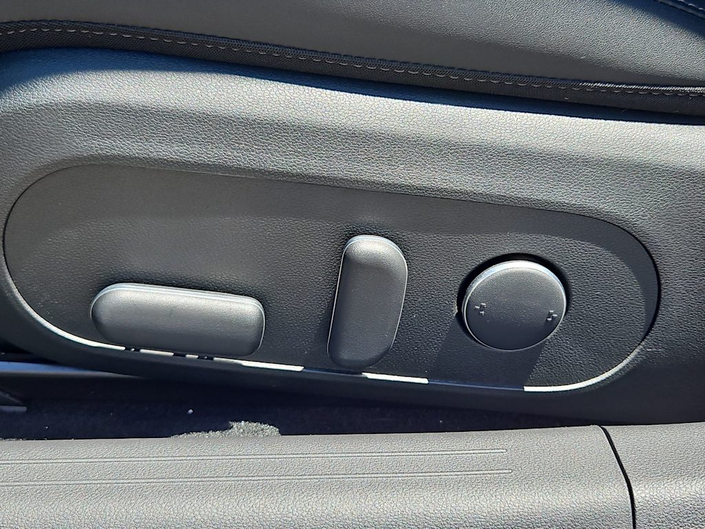 Thumbnail: 2024 Hyundai Ioniq 6 - 24