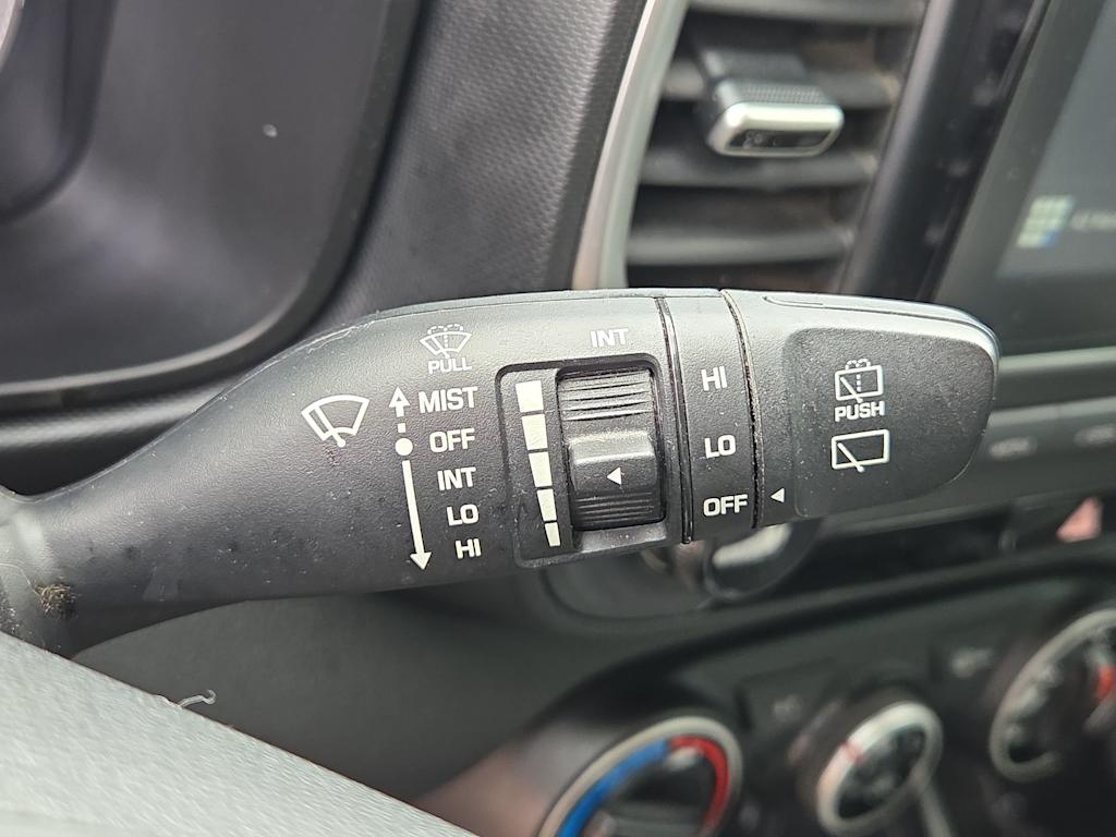 Thumbnail: 2020 Hyundai Venue - 32